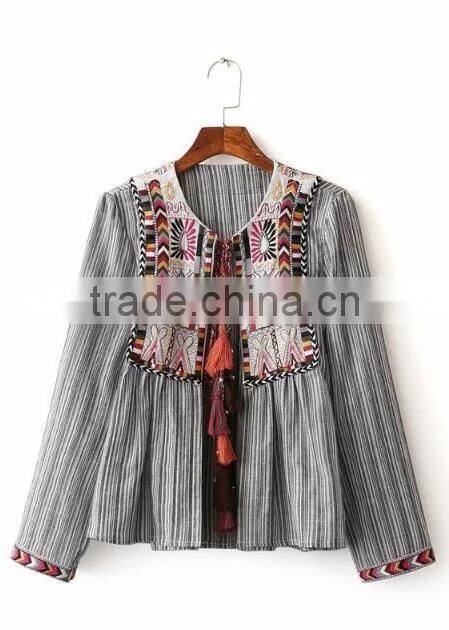 Runwaylover EY1068C Europe Style 2017 Ladies Fashion Embroidery Jacket Coats