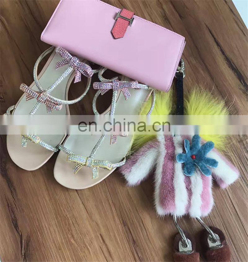 2016 New Fashion Luxury Robot Keychain / Car Accessory or Gift Bag Charm Robot Mink Fur Keychain