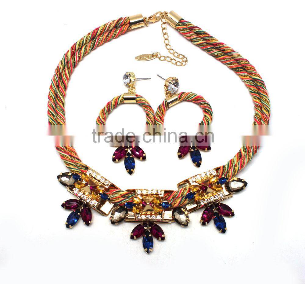 Latest design popular fashion african beads jewelry Set handmade indian jewelry necklace and earring bracelet set