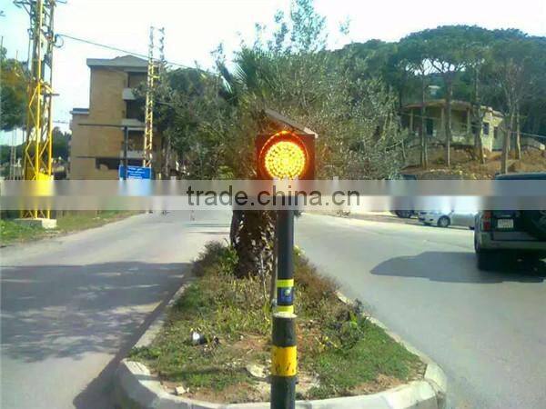 Factory outlet yellow solar powered flashing warning light
