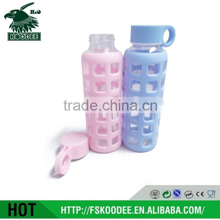 Made of High-quality Environmental Borosilicate unique Glass water bottle with silicion sleeve