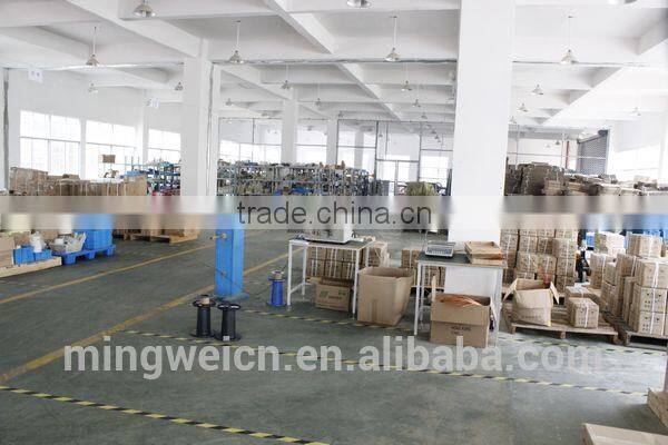 3000W DC 12V/24V TO AC110V/220V off grid pure sine wave solar power inverter with UPS charger