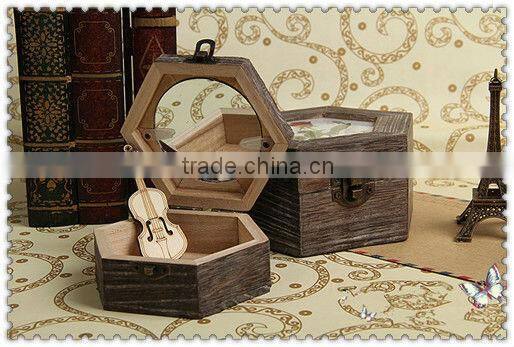 Polygon wooden box