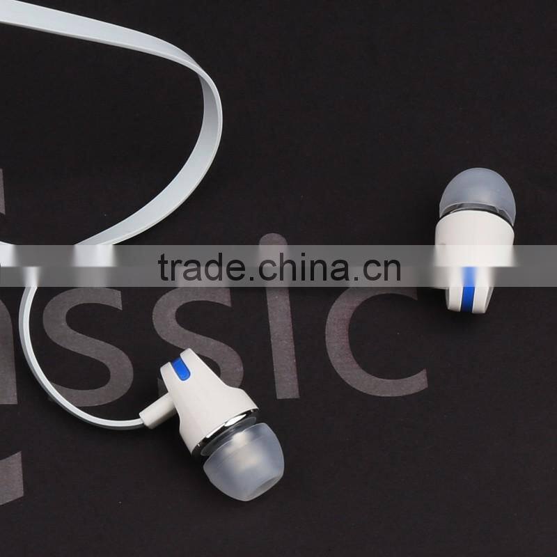 Mobile Phones Used Flat Wire Shenzhen Earphone with Mic