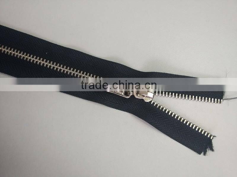 Eco-friendly metal brass zipper china supplier