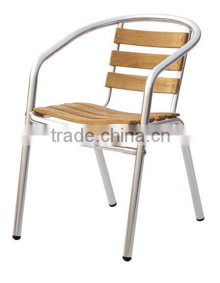 Outdoor orbit quad chair with wood slats