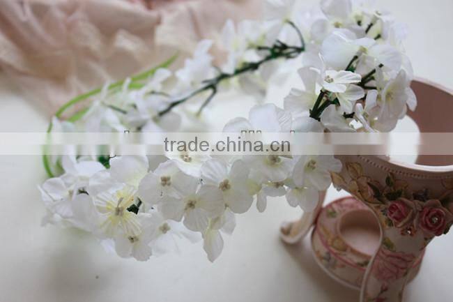 White Flower Head Wreath Garland For Wedding Prom Party And Christmas Decoration