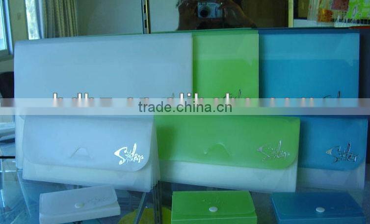 2013 custom a4 plastic pocket folders