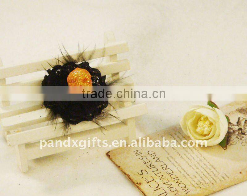 Green glittered skull adjustable ring with feather for masquade party