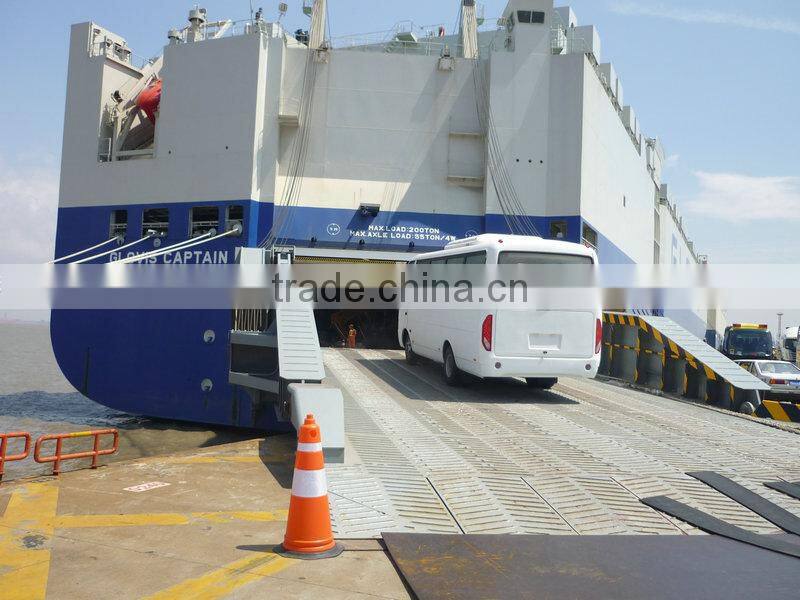 23-24 seats LHD/RHD front engine bus