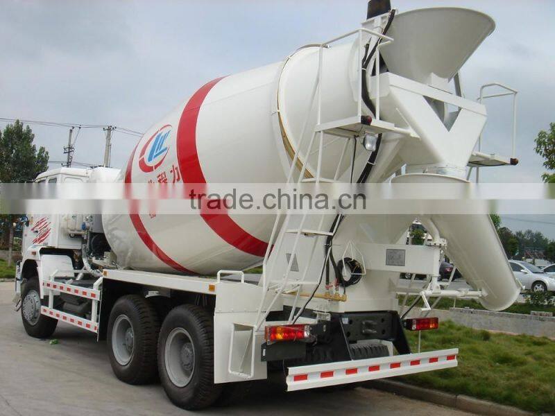 SINOTRUK 6X4 mixer truck with 10cbm capacity for sale