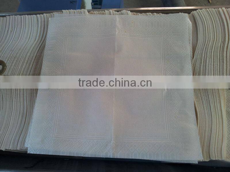 Restaurant napkin folding machine