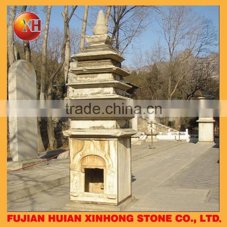 granite japanese stone pagoda lanterns in garden for sale