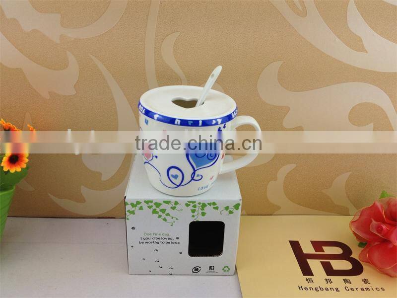 heart shape ceramic coffee gift mug with spoon