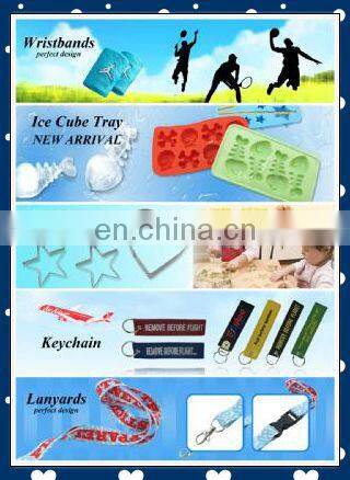 Factory wholesale newest custom best fashion clothing logo badge