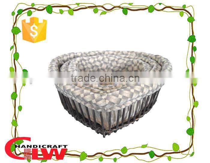 set of 3 heart shape wicker baskets,wicker hearts,willow storage basket