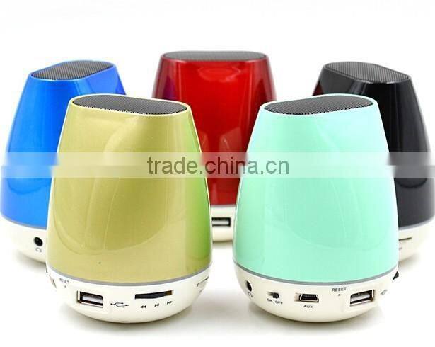 2015 Smooth and beautiful appearance outdoor concert bluetooth speakers QC-1070