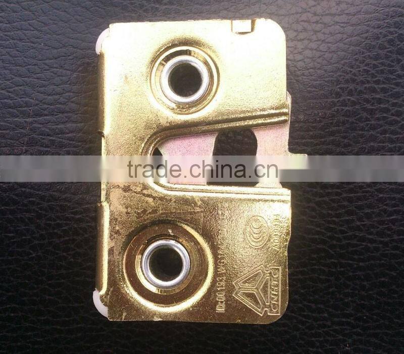 high quality SINOTRUK HOWO Truck Cabin Door lock WG1642340012