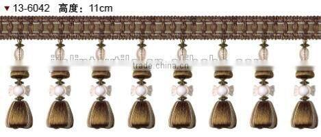 Fringes wholesalers 100% rayon material acrylic bead curtain tassel fringe beaded fringe with suede fabric