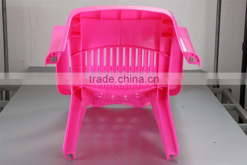 Comfortable Leisure Plastic Chair With Arm