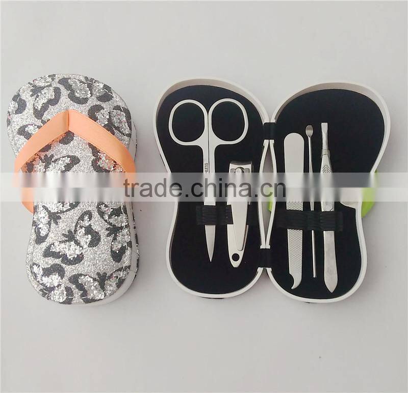 Manufacturer hot sale slipper girl manicure set