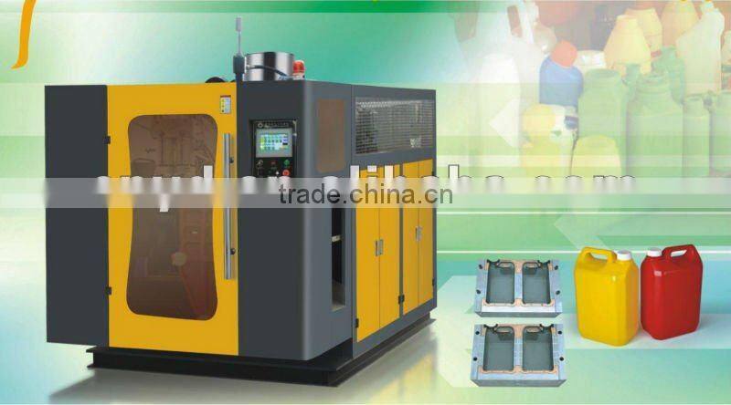 Single station extrusion blow molding machine for PE bottles