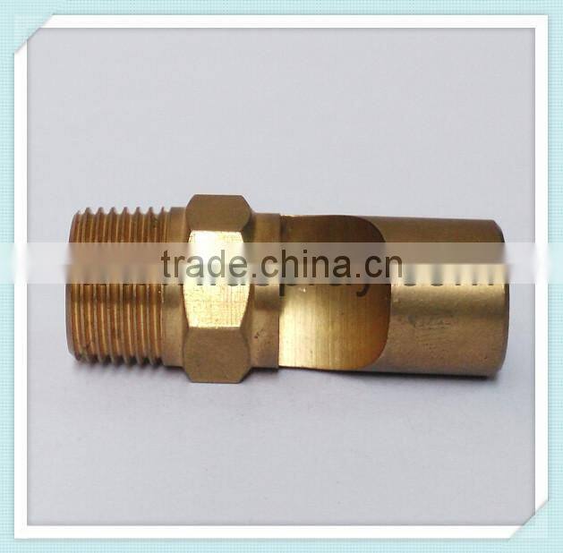 High impact cleaning spray nozzle