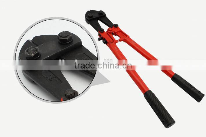 Bolt cutters with adjustable arm