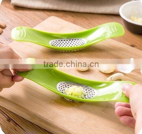 CY178 Novelty Kitchen Garlic Press garlic grinder