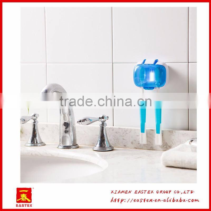 Hanging design Ultraviolet toothbrush disinfection device