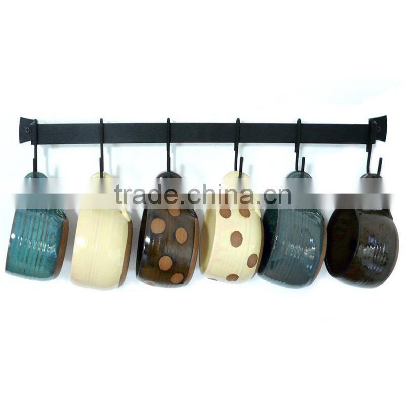 2017 Wholesale hot selling metal wall mounted cup holder