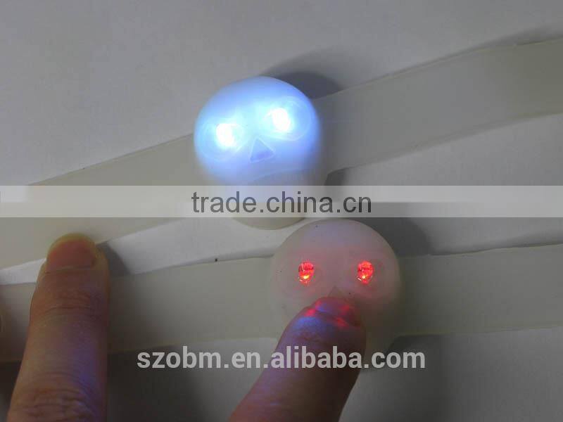 Lichao LC-6068-A Bicycle Light with Battery Safty Rear Light