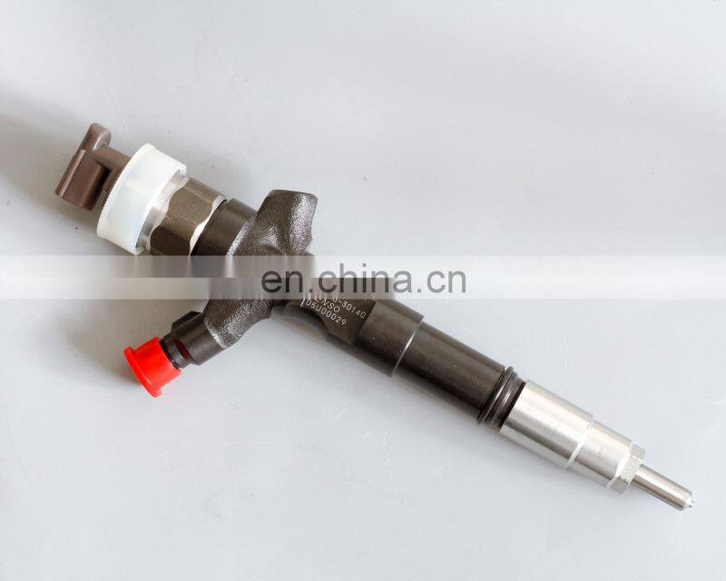 original common rail injector 095000-7031 23670-3014