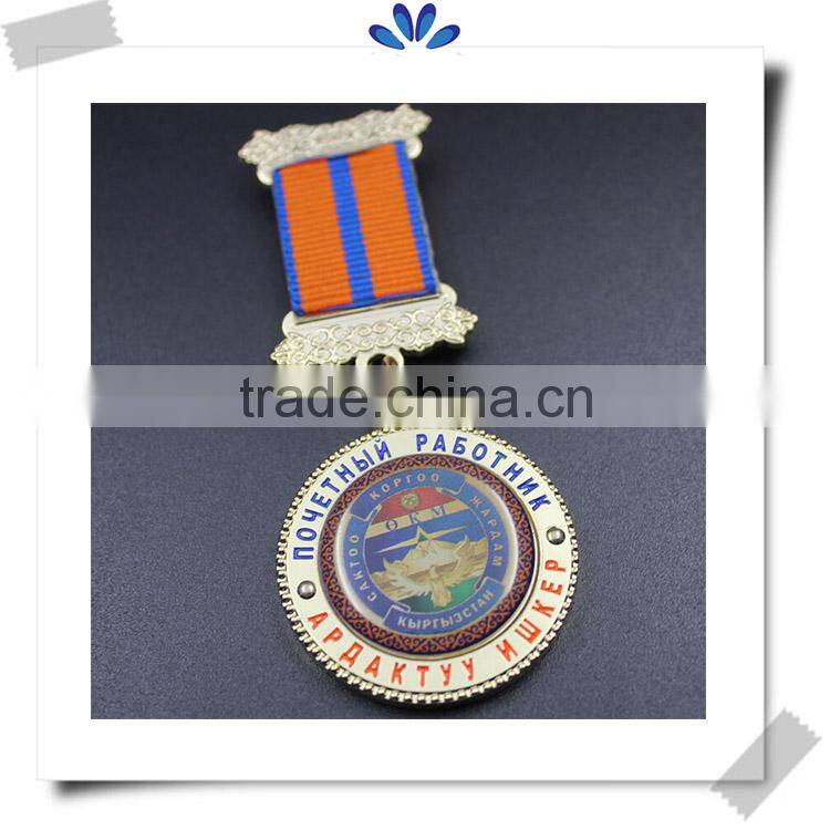 Popular classic souvenirs stamping badge,custom metal pin badges