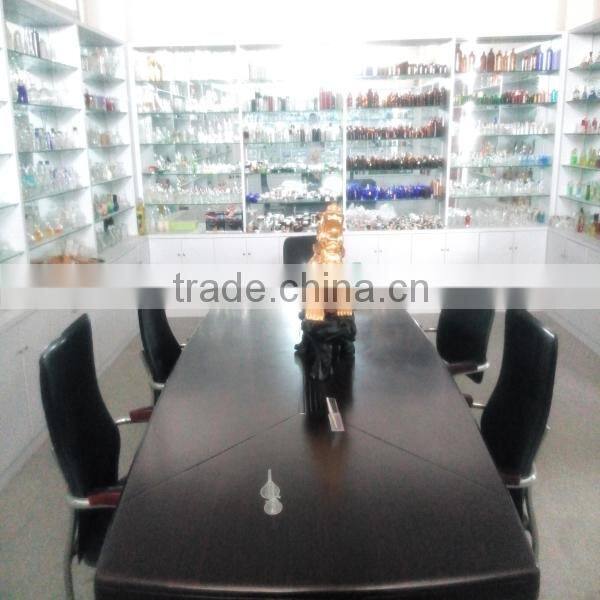 3ml Octagonal Bottle Roll-on Bottle Glass Essential Oil in Refillable Bottles UV Gold Lid with PP Diamond