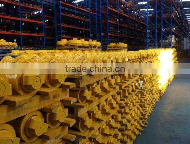 PC200-5/6/7/8 crawler excavator track front idler wheel