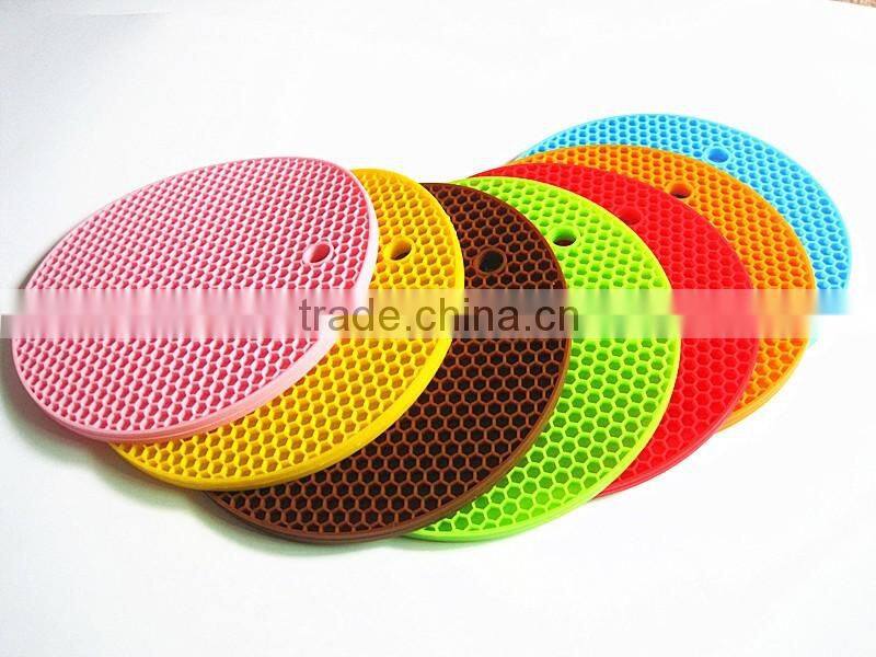Wholesale FDA food grad round 18cm heat resistant silicone mat