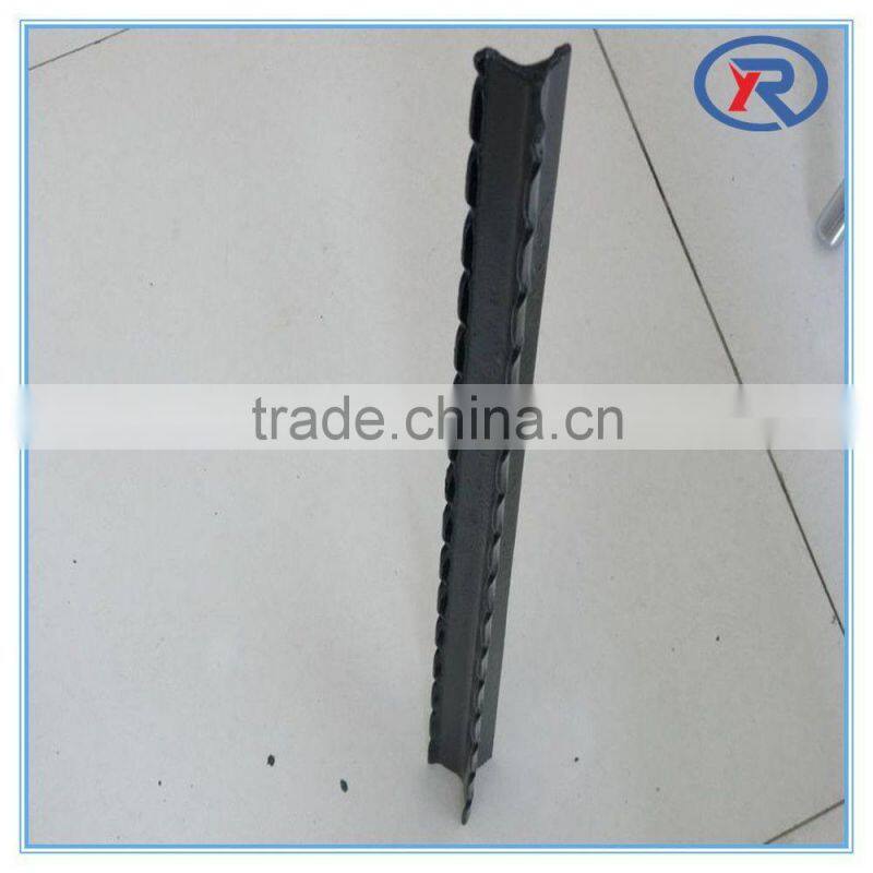 metal y shaped fence post