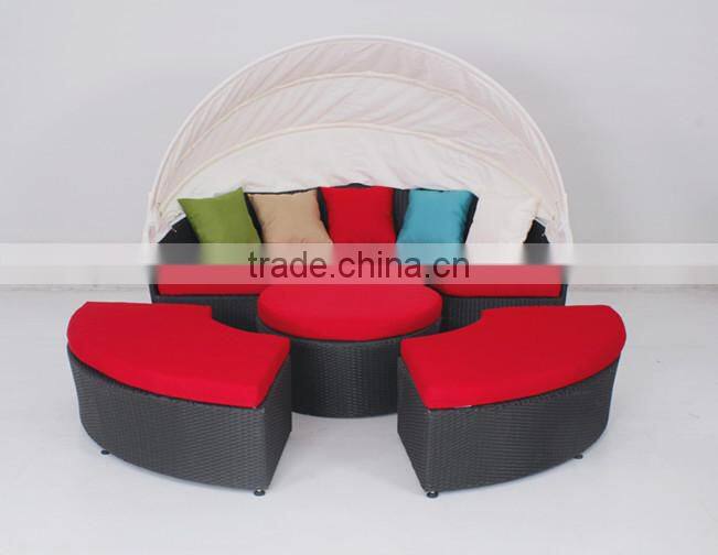 Fashion Design Patio Furniture Poly Wicker Round Daybed With Canopy Modular Sunbed