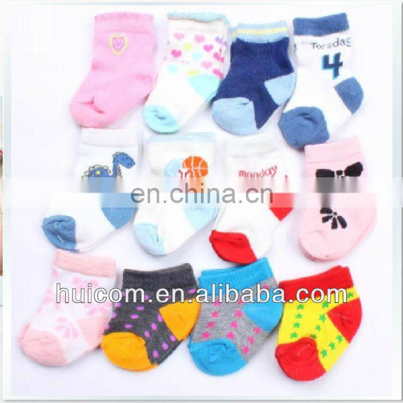 fashion winter polyester jacquard floor girls socks