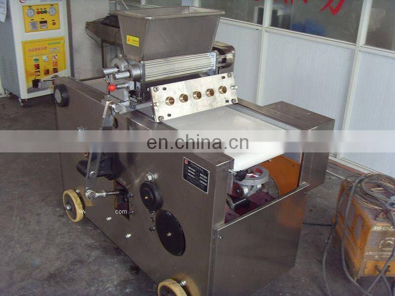 Professional Good Feedback Cookie Press / Biscuit Making Machine Price depositor biscuit / cookie forming making mixer machine