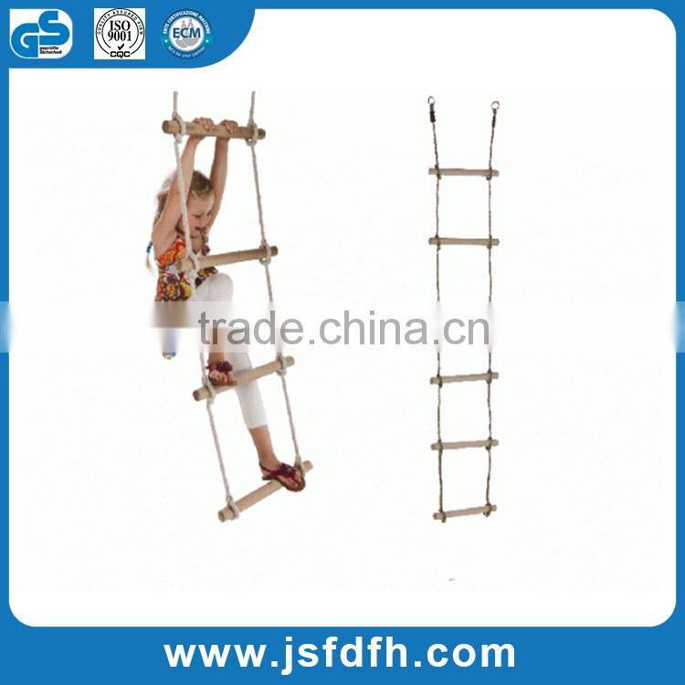 2016 New arrival rope climbing ladder wooden ladder with good price