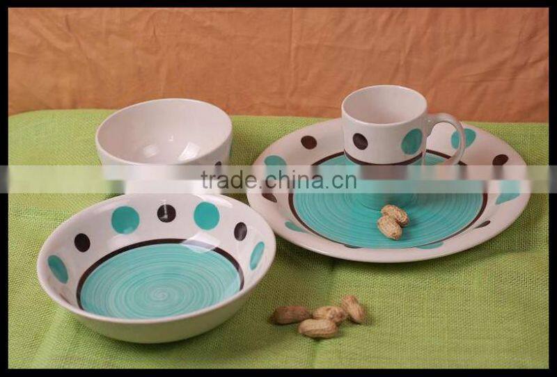 dots design stoneware tableware made in China 16pcs ceramic dinnerware and stoneware dinner set