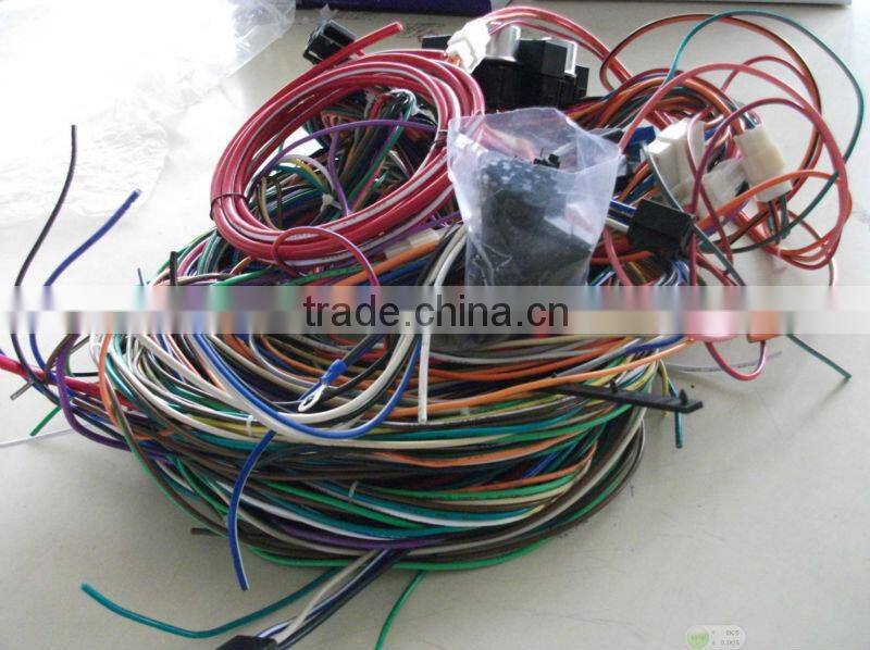 100PC. BLUE 50PC FEMALE & 50PC MALE SOLDERLESS 12 VOLT AUTO ELECTIAL TERMINAL