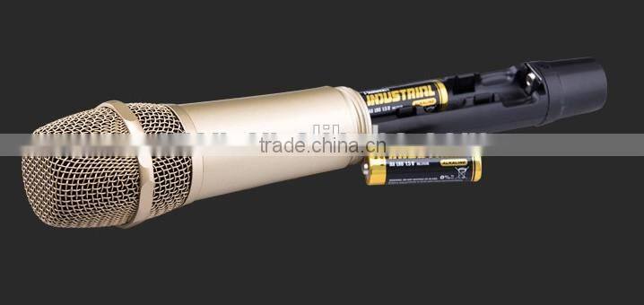Professional KTV UHF Wireless Microphone,Dual channel UHF wireless microphone,Outdoor performance wireless microphone