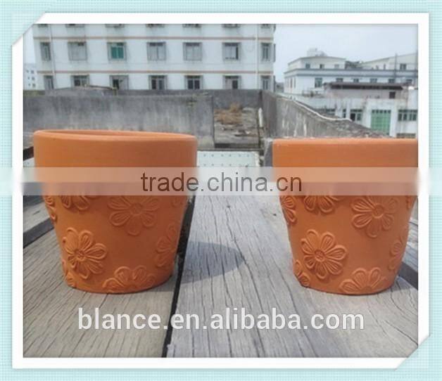 terracotta emboss flower pot with flower emboss