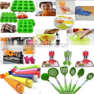 Colorful silicone kitchen utensil set
