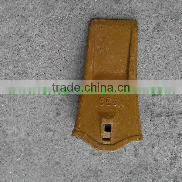 BUCKET TEETH 205-70-74272 PC200-5