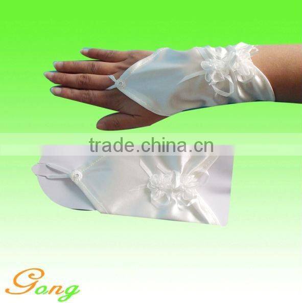 Hot sell party gloves with satin