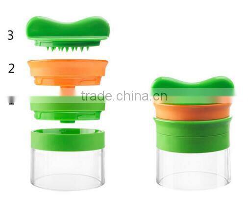 Kitchen manual plastic hand held spiralizer fruit vegetable slicer